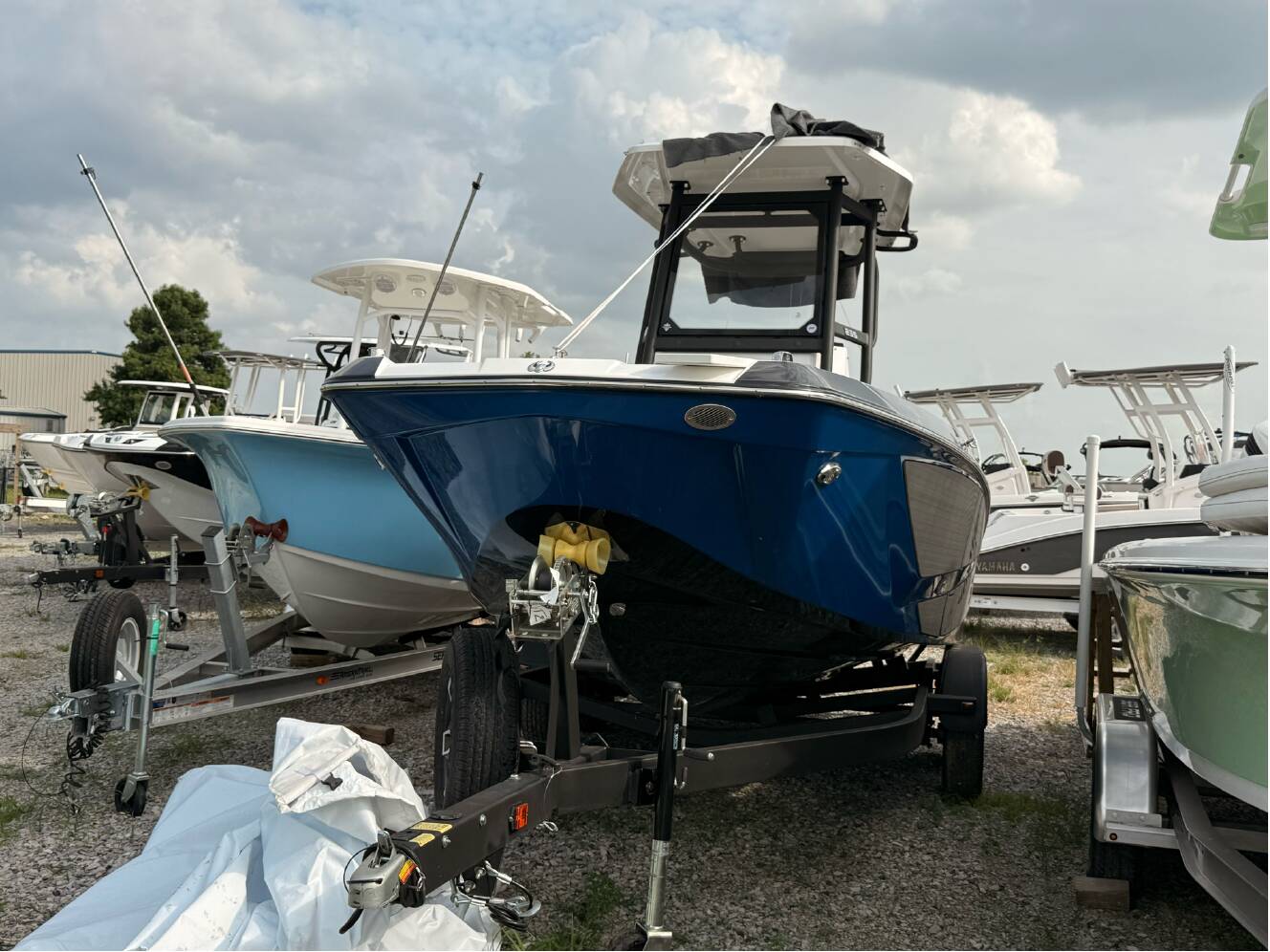 A photo of this 2025 Scarab 235 Open LX Wake