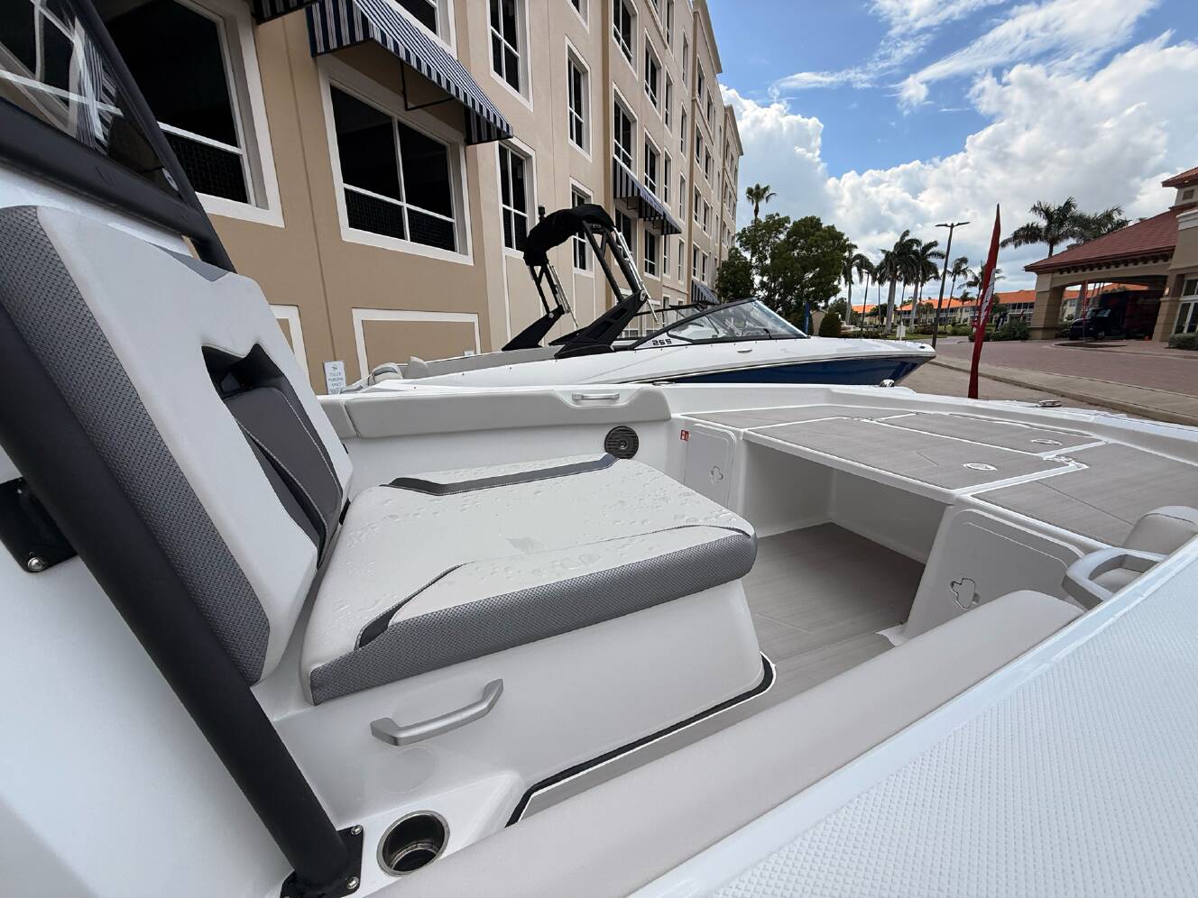 A photo of this 2025 Scarab 235 Open SE
