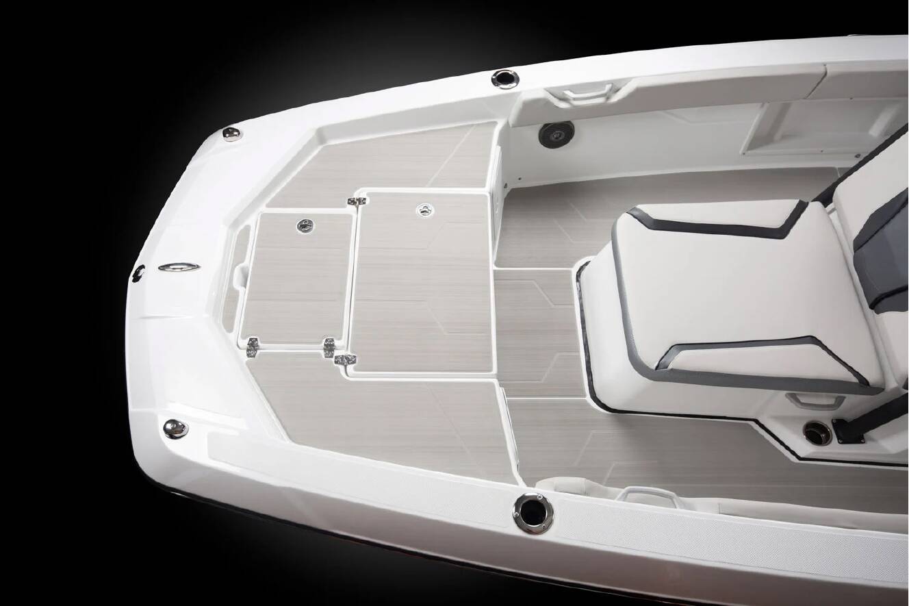 A photo of this 2025 Scarab 235 Open SE