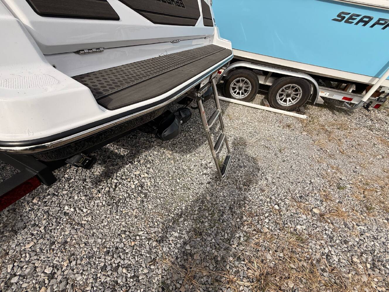 A photo of this 2025 Scarab 235 Open LX Wake