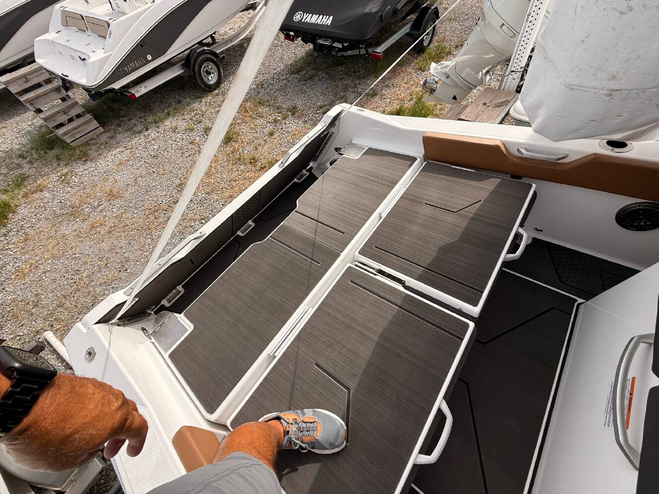 A photo of this 2025 Scarab 235 Open LX Wake