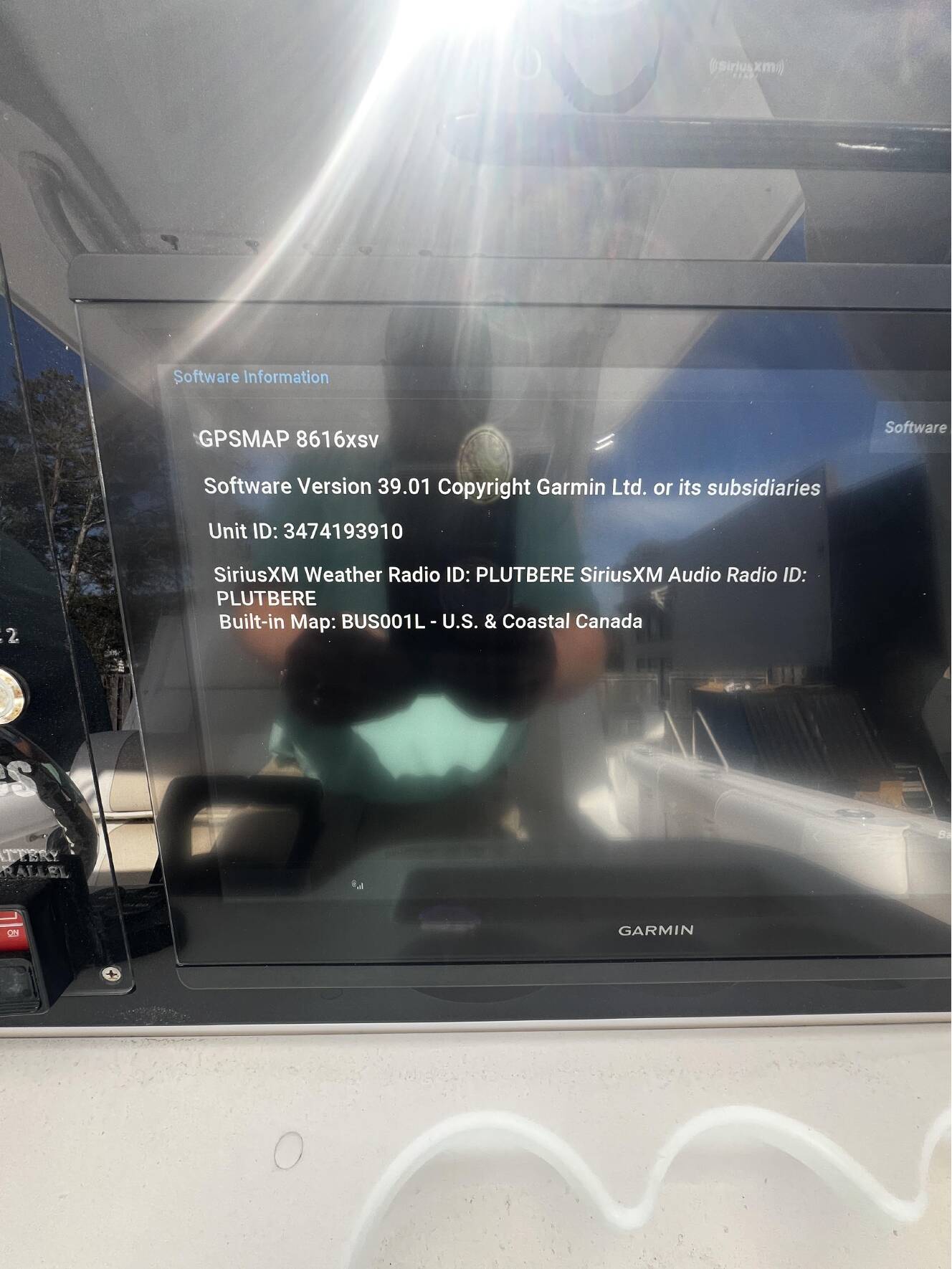 A photo of this 2016 Everglades Boats 325cc