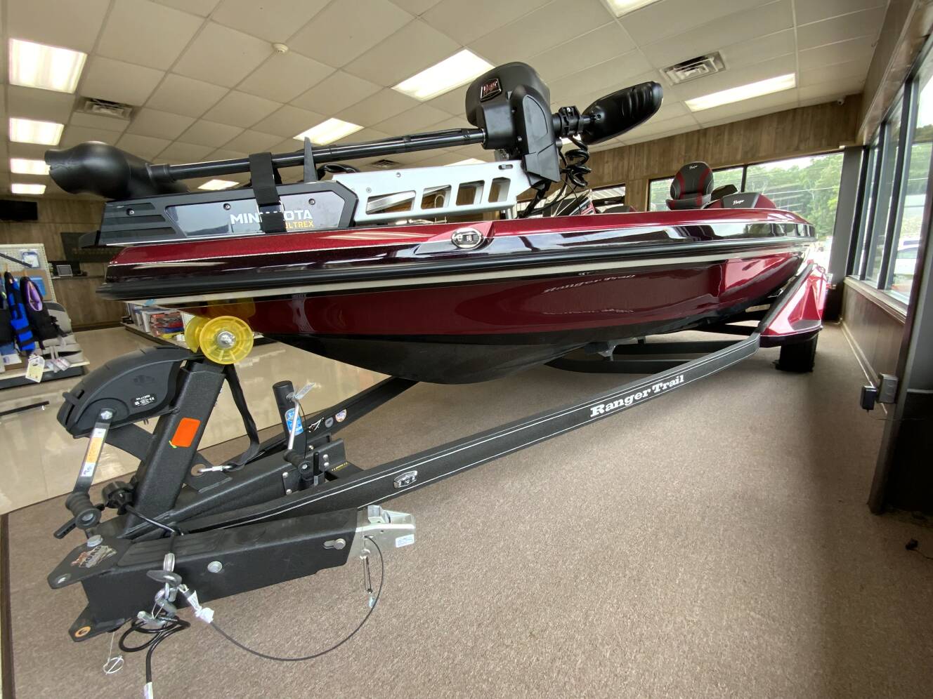 A photo of this 2025 Ranger Boats Z520