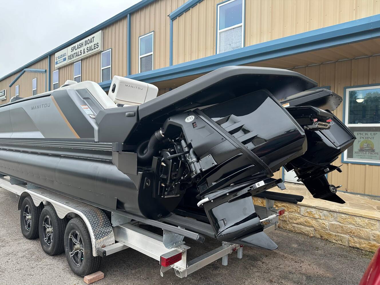 A photo of this 2024 Manitou Explore Navigator Dual Engine Rotax