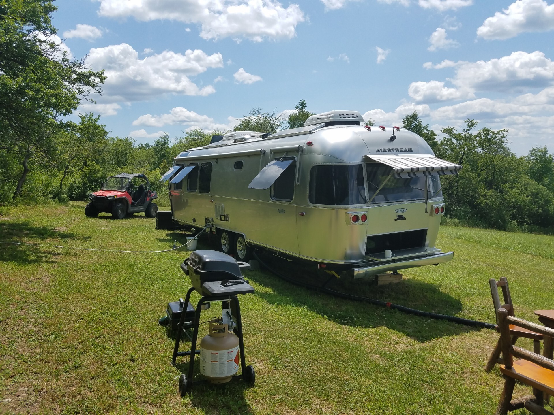 2017 Airstream CLASSIC 30RBQ in homer NY