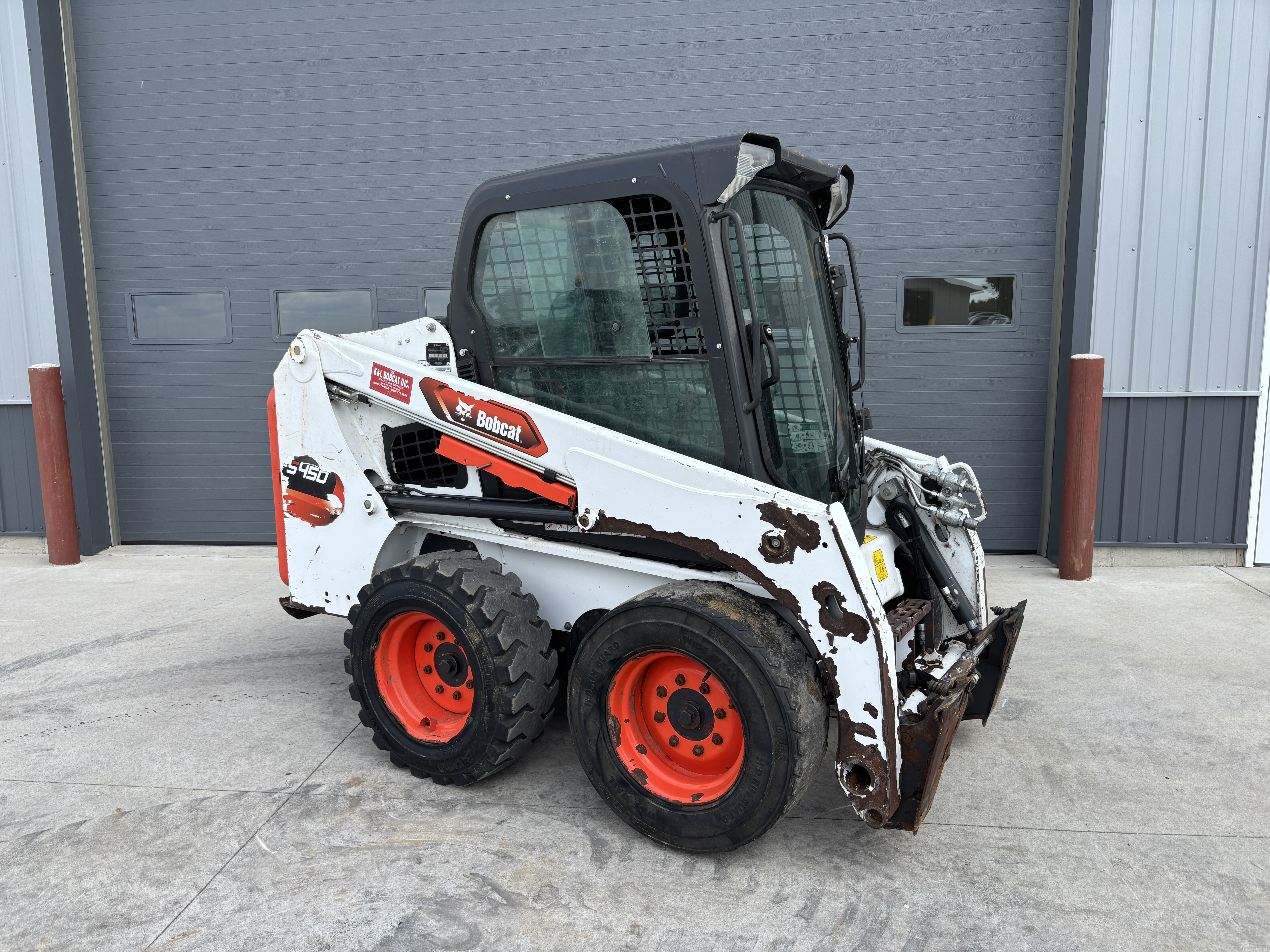 2022 Bobcat S450 in Darlington, WI