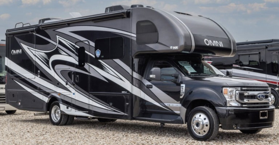 2022 Thor Motor Coach OMNI SUPER C XG32 RV