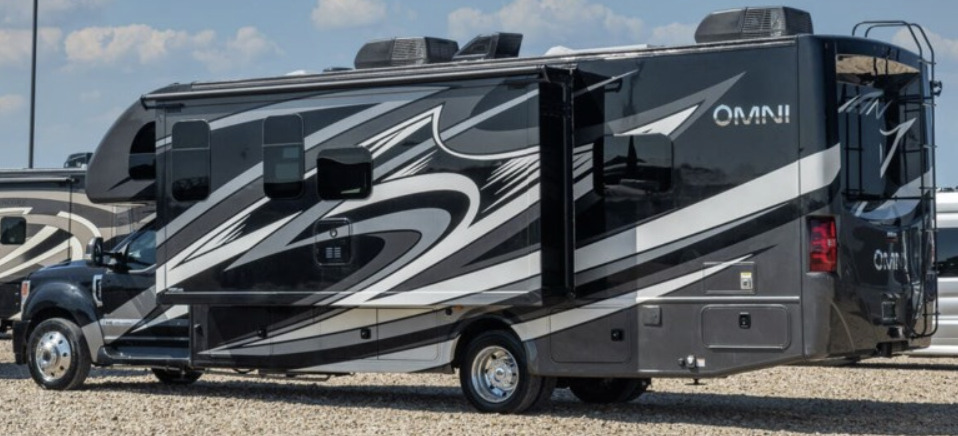 2022 Thor Motor Coach OMNI SUPER C XG32 in mandeville LA