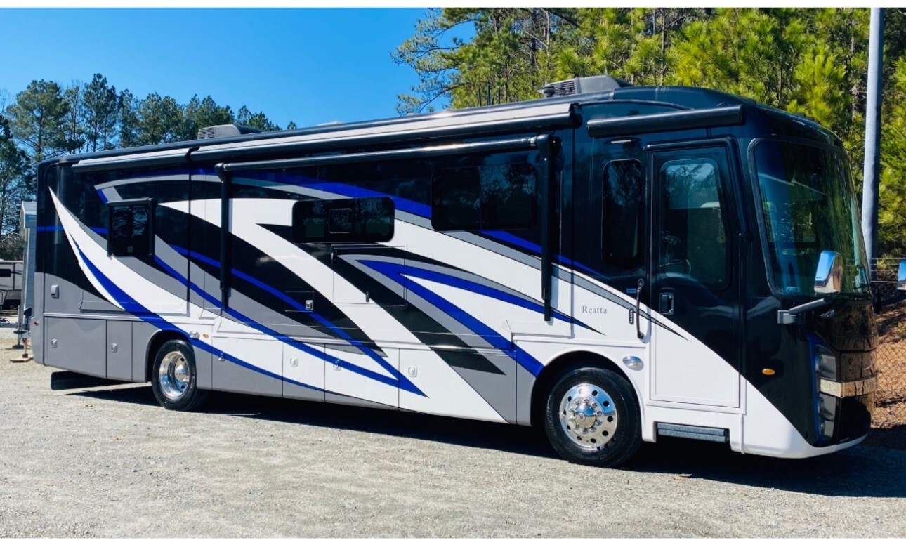 2021 Entegra Coach REATTA 37K RV