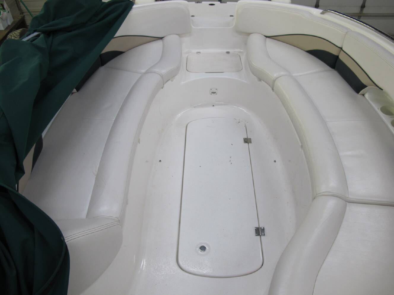 A photo of this 1998 Chaparral 252 SUNESTA