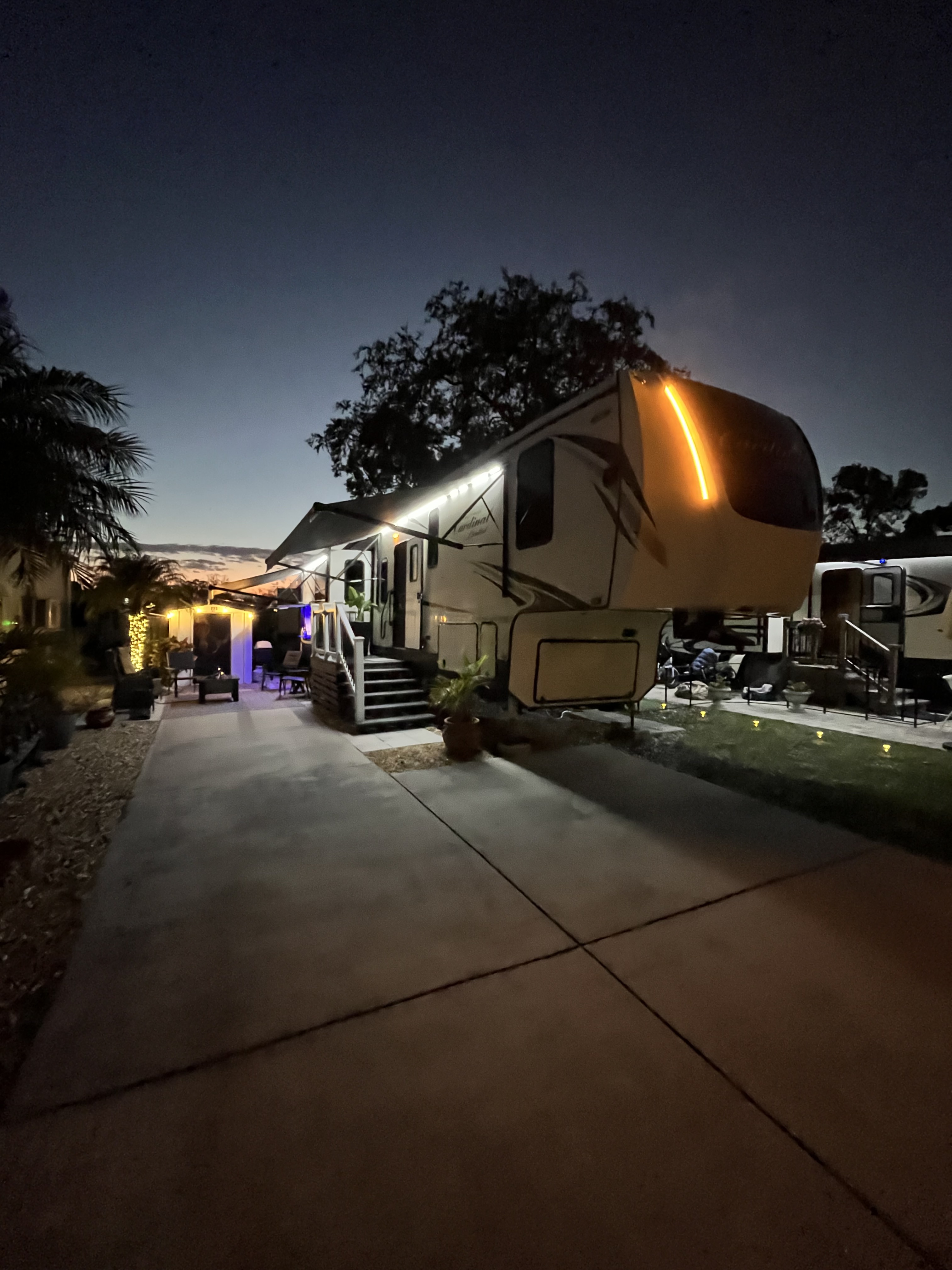 2020 Forest River CARDINAL LIMITED 388RDLE in dunedin FL
