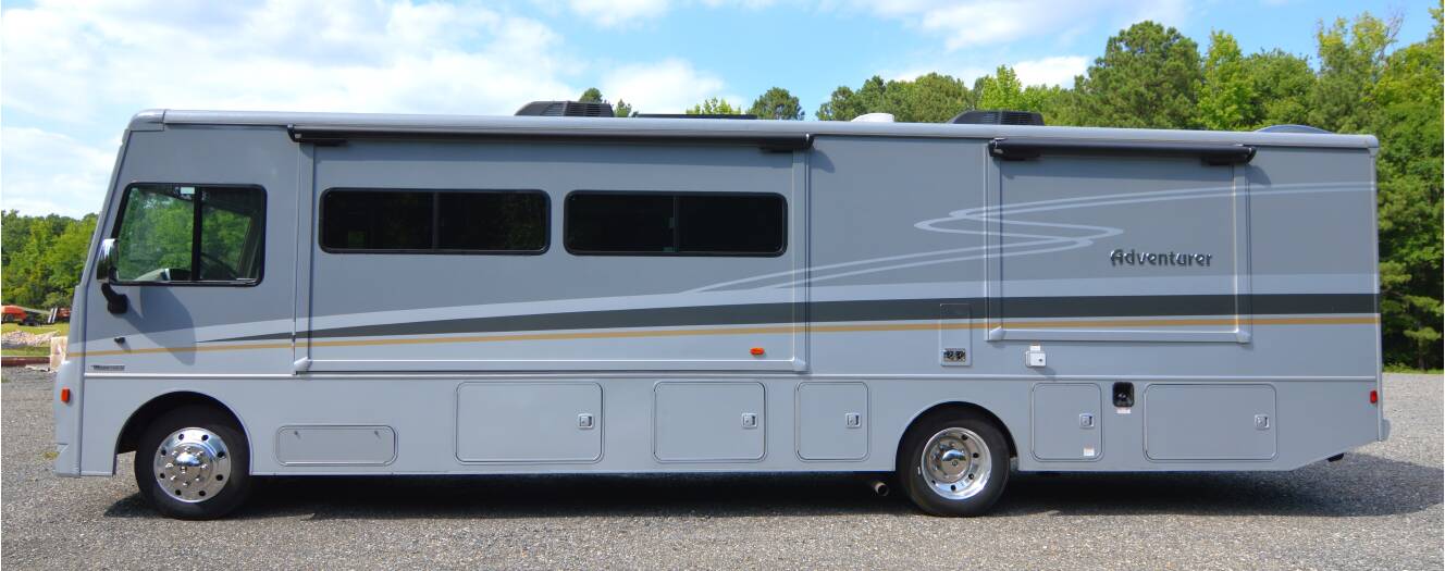 A photo of this 2022 Winnebago ADVENTURER 36Z
