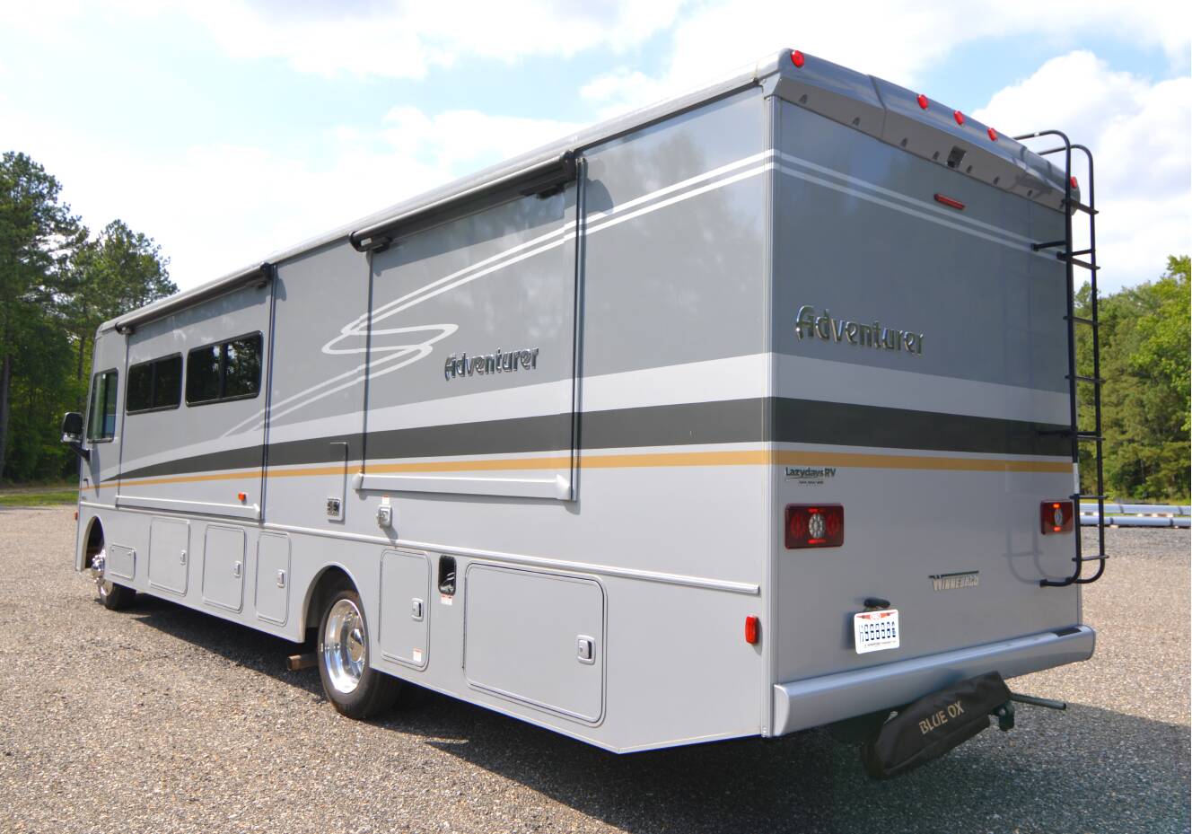 A photo of this 2022 Winnebago ADVENTURER 36Z
