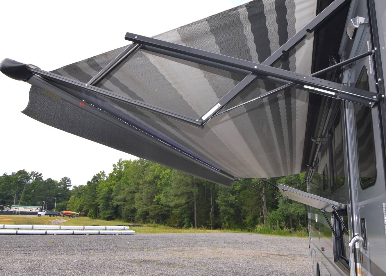 A photo of this 2022 Winnebago ADVENTURER 36Z