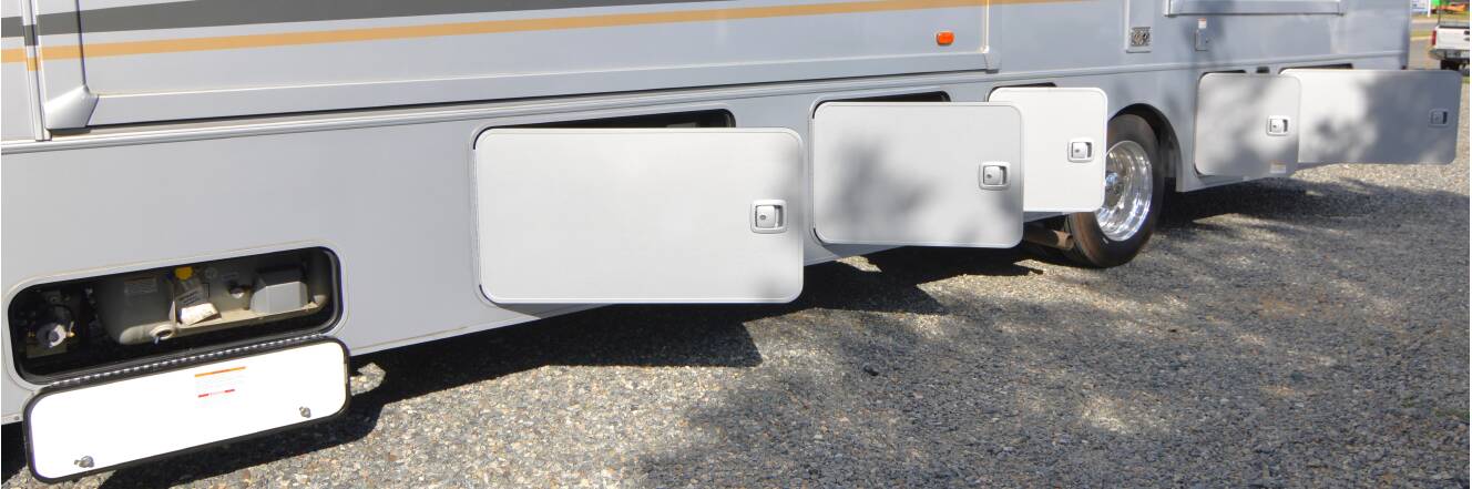 A photo of this 2022 Winnebago ADVENTURER 36Z