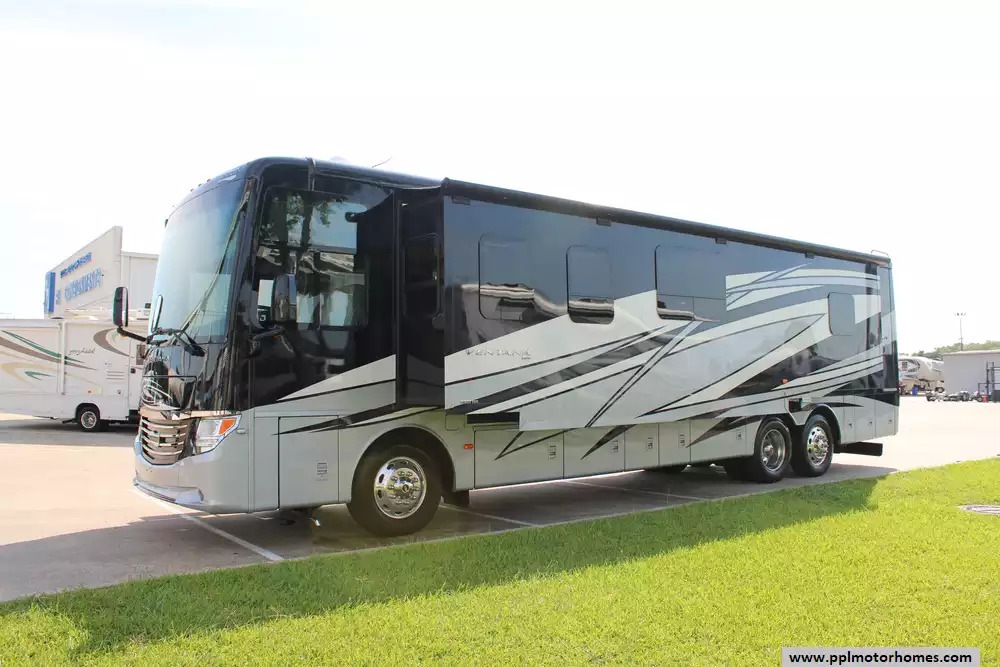 2017 Newmar VENTANA 4037 RV