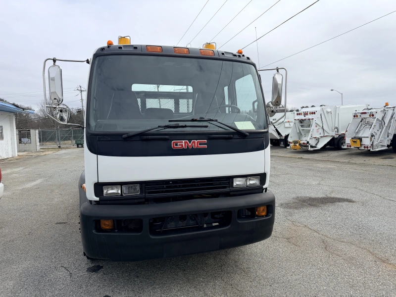 2006 GMC T-SERIES