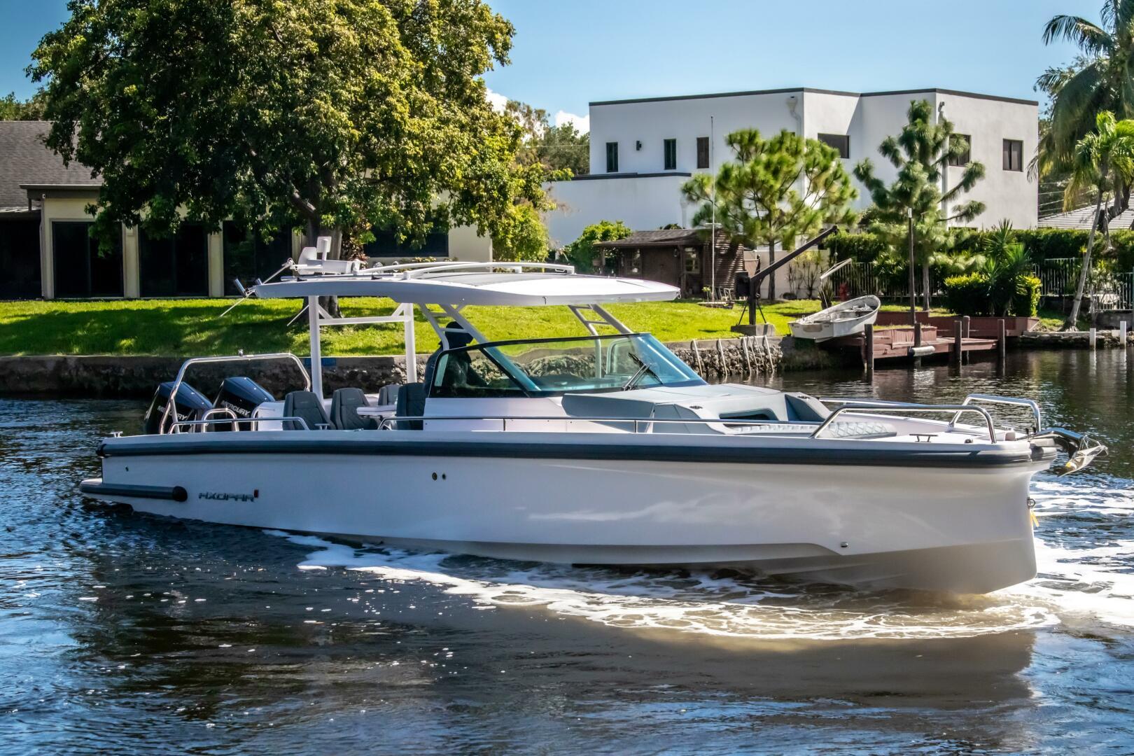 2024 Axopar 37 Sun Top in palm beach FL