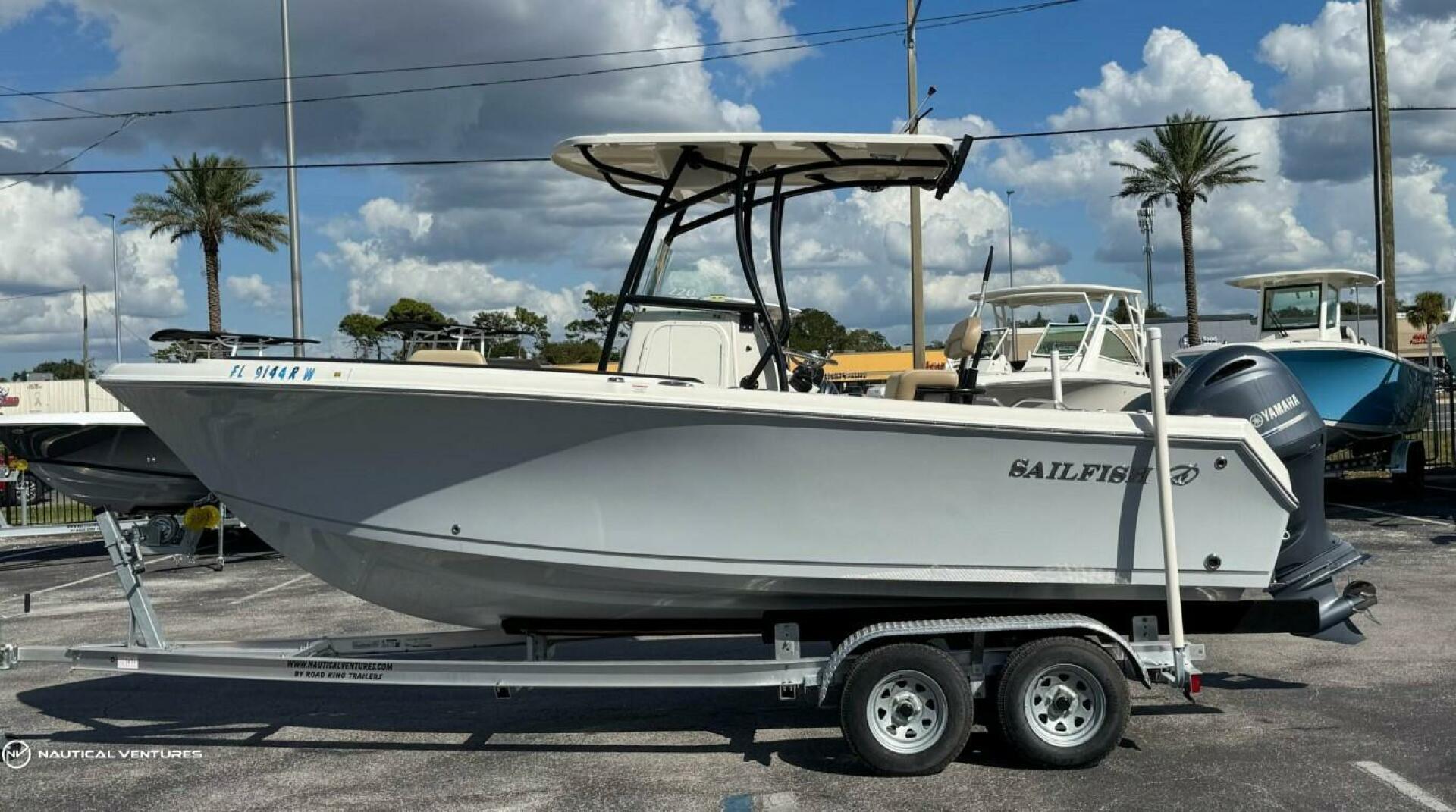 2019 Sailfish 220 CC in tampa FL