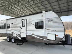 2015 SHASTA REVERE 31RE