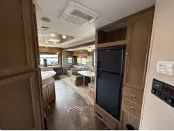 2015 SHASTA REVERE 31RE