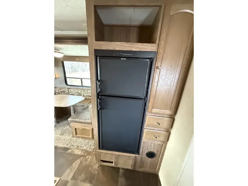 2015 SHASTA REVERE 31RE