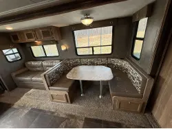 2015 SHASTA REVERE 31RE