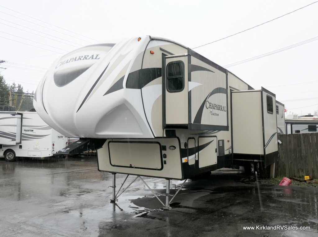 2017 Coachmen CHAPARRAL 390QSMB in everett WA