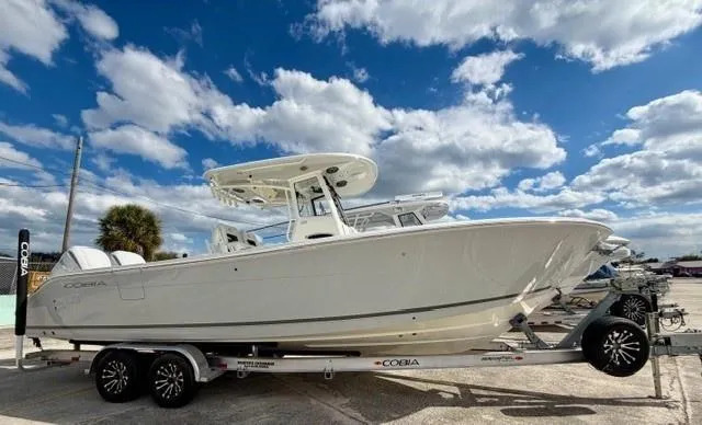 2026 Cobia Boats 285 Center Console in rockledge FL