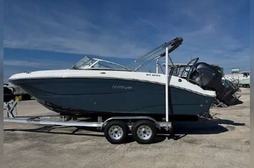 2026 Hurricane Boats SunDeck 2050 OB SD 2600 OB in new smyrna beach FL