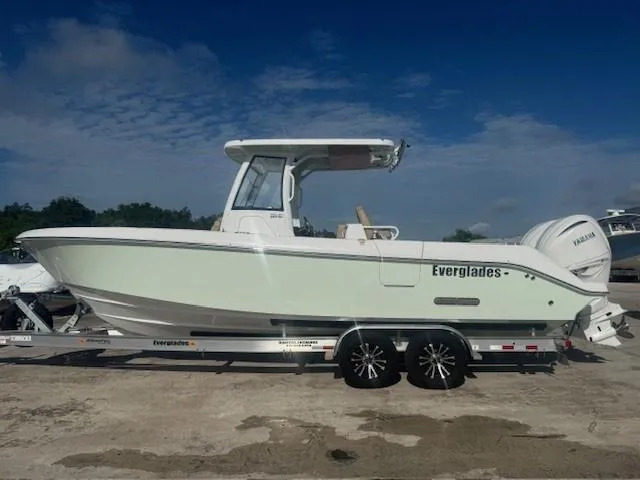 2026 Everglades Boats 285 CC in new smyrna beach FL