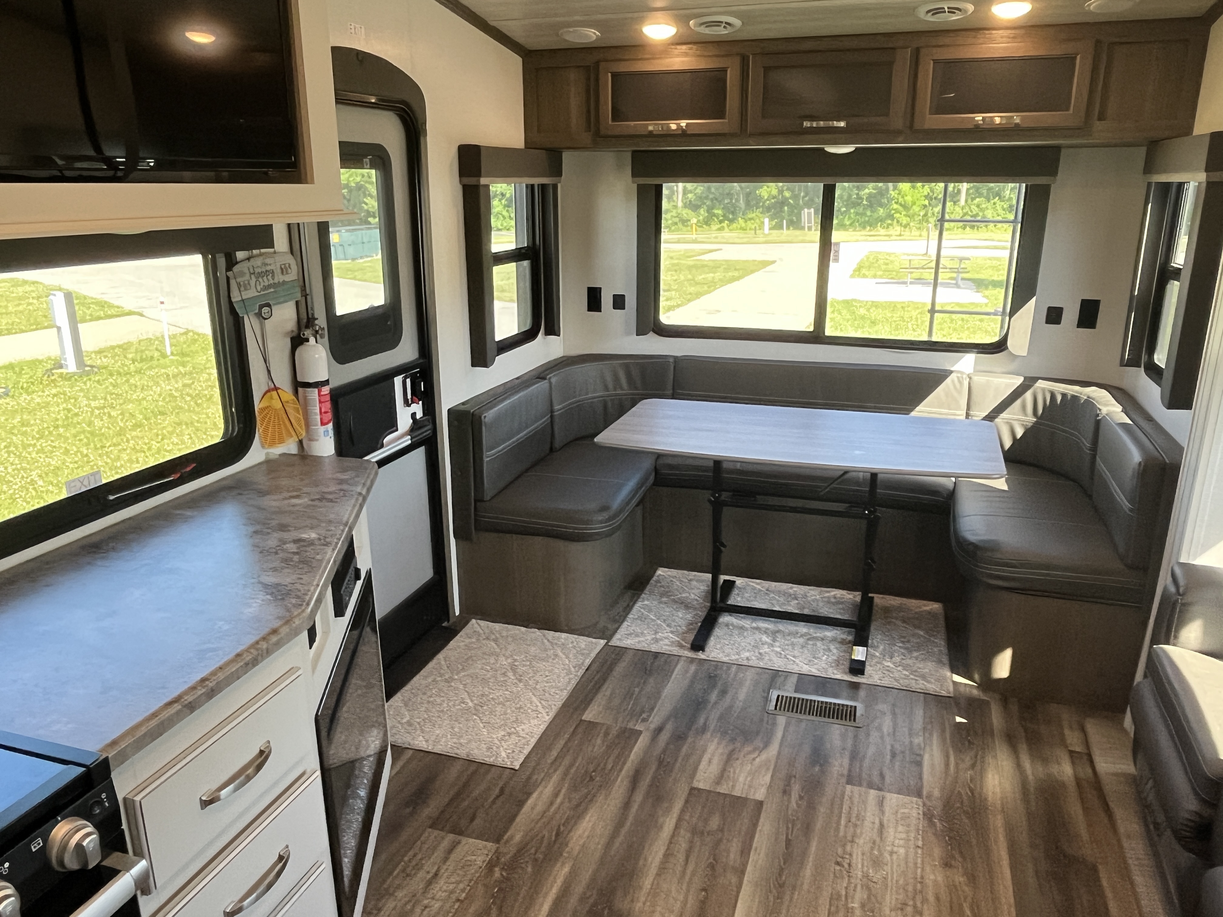 2022 Keystone COUGAR 24RDS RV