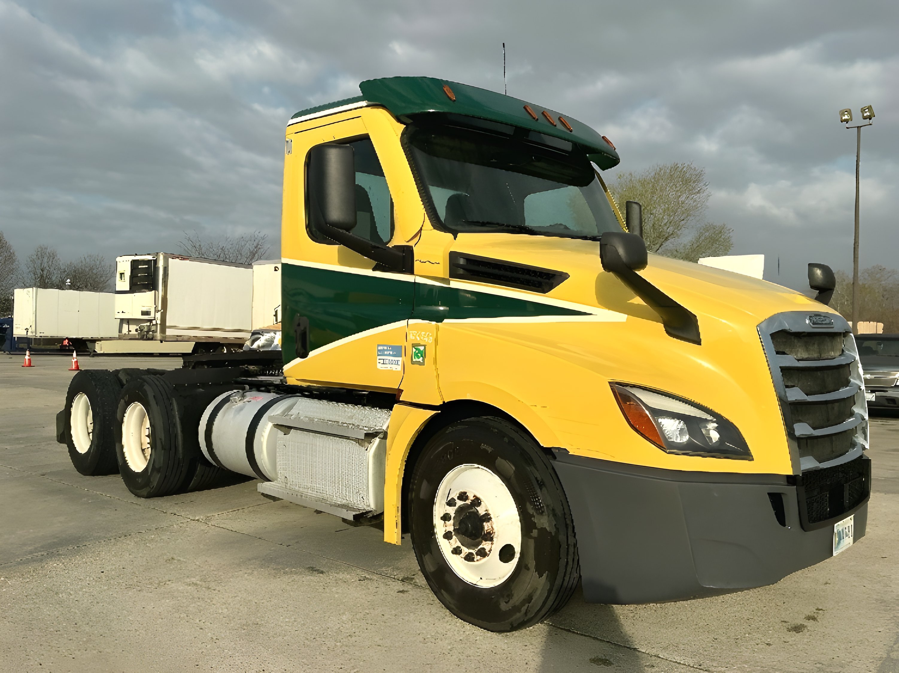 2021 FREIGHTLINER CASCADIA 126 in Hammond, LA