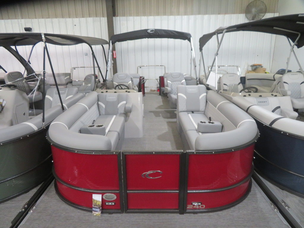 2024 Crest Classic DLX 240 SLC in southaven MS