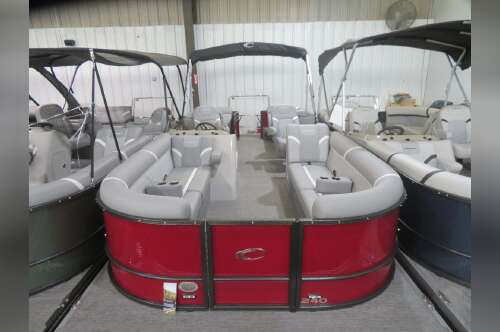 2024 Crest Classic DLX 240 SLC in southaven MS