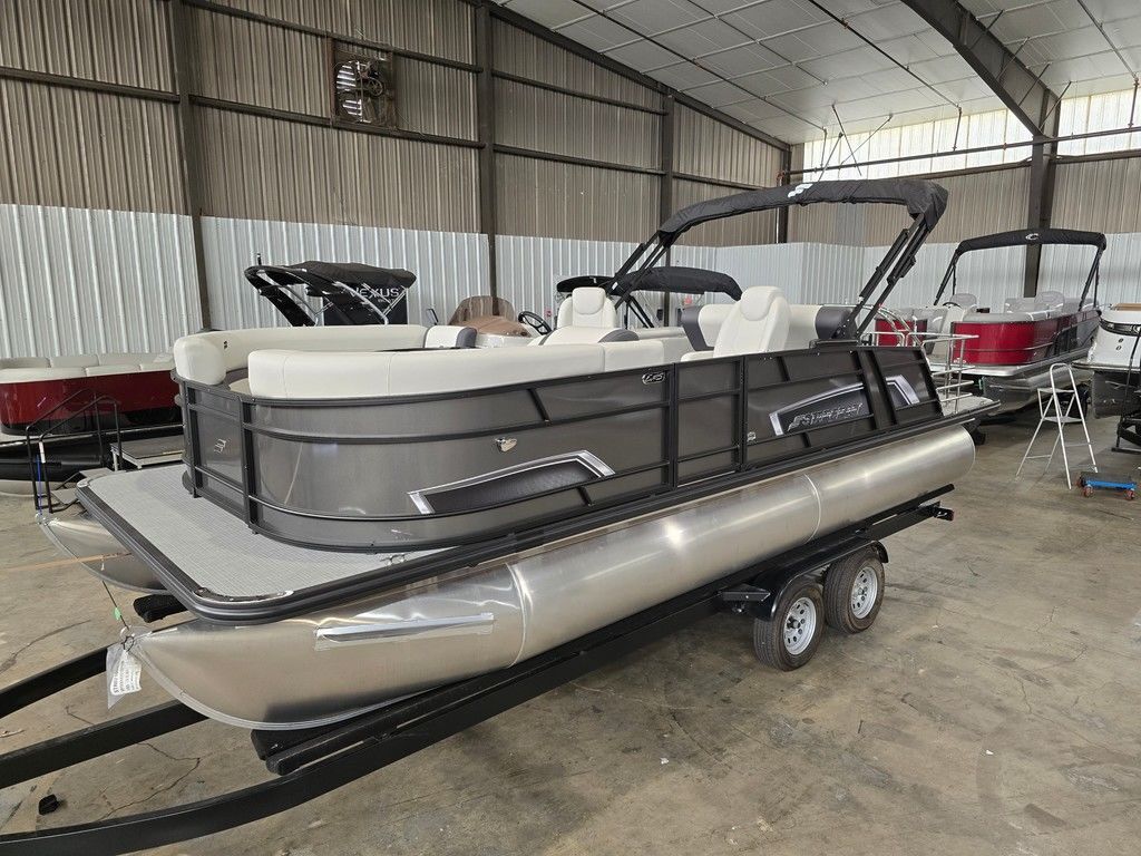 2025 Starcraft Marine EXS 3 Q DH 5 Q in southaven MS