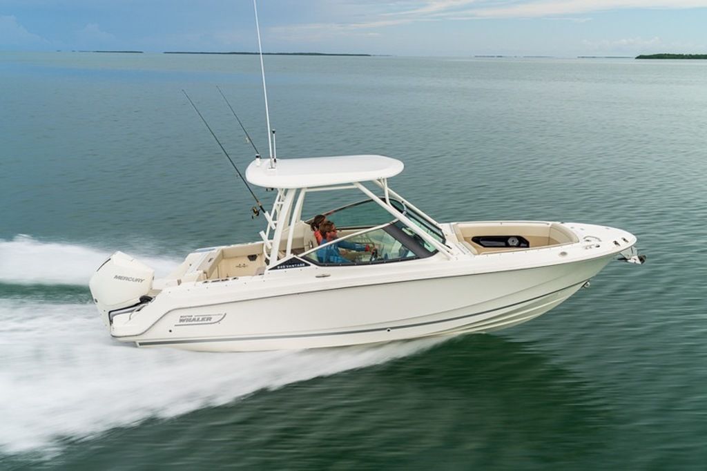 2026 Boston Whaler 240 Vantage in miami FL