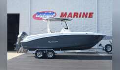 2025 Hurricane Center Console 24 OB Center Console Boat boat