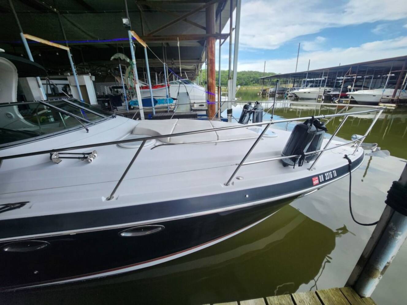 A photo of this 2007 Four Winns 358 Vista