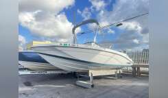 2022 Yamaha Boats 190 FSH DELUXE Jet Boat boat