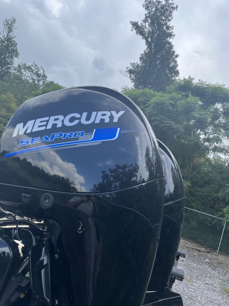 2025 Mercury Marine® SeaPro 150hp Outboard 4 Stroke boat