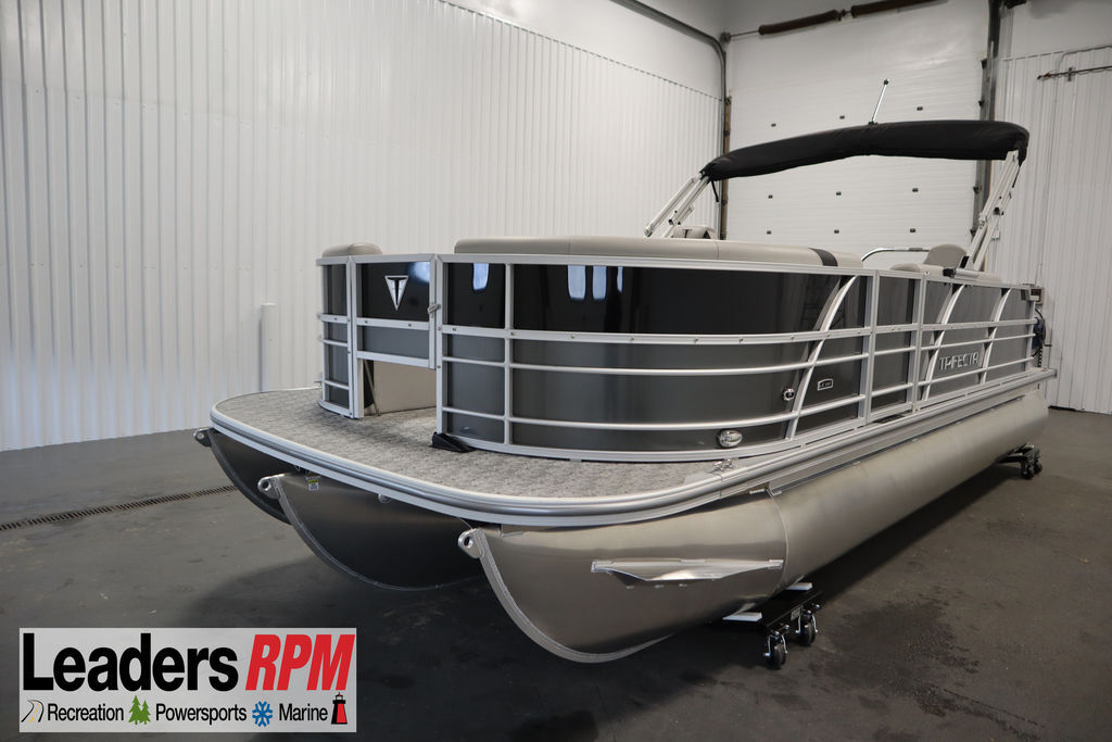 FREE WATERS × CAPTAINS HELM　TRIFECTA 27 Trifecta Boats For Sale - Boatmart
