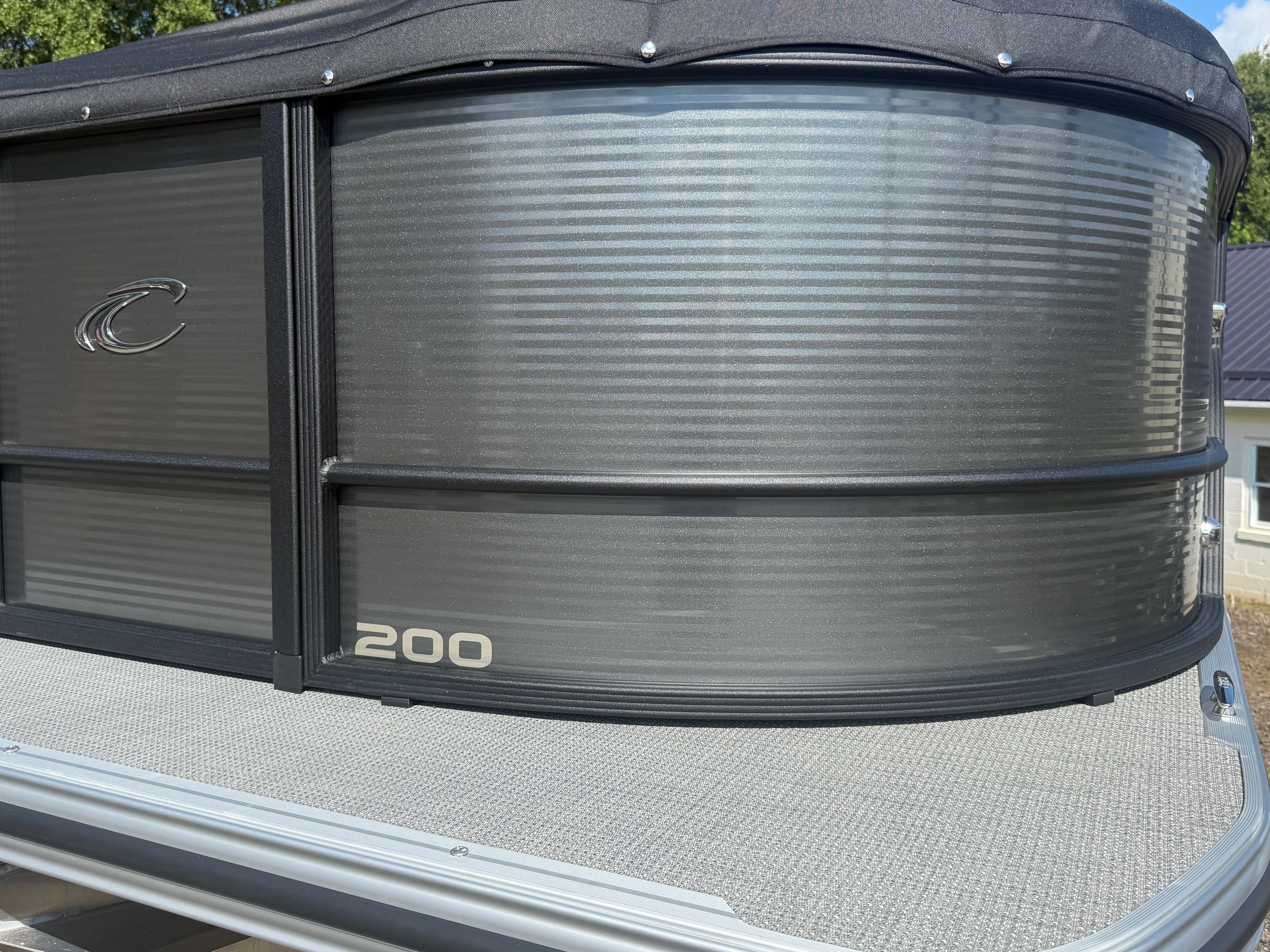 2025 Crest Pontoons Classic 200 L in penhook VA