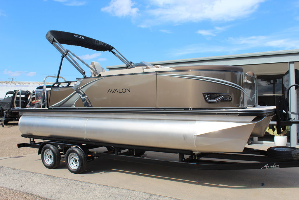 2026 Avalon LSZ Cruise Rear Bench 21 FT 23 FT in cleburne TX