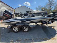 5 Ready-to-Go Fiberglass Bass Boats image