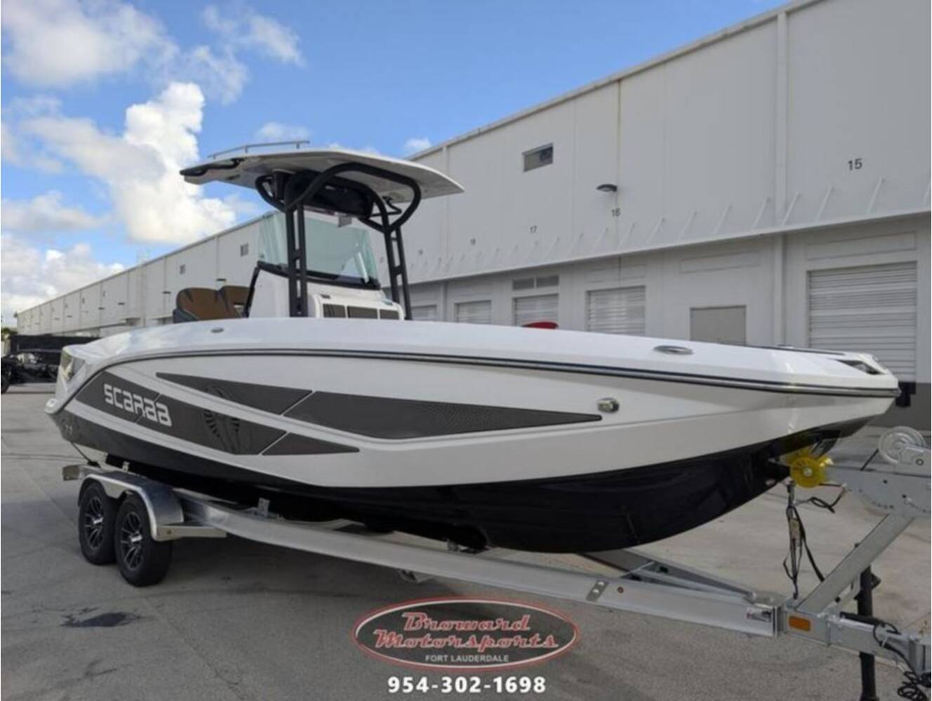 A photo of this 2026 Scarab 255 Open LX