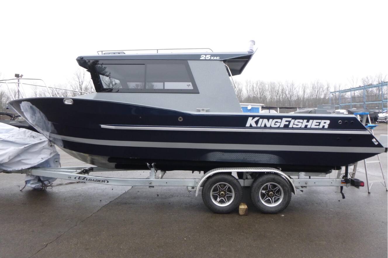 A photo of this 2026 Kingfisher 25 XAC