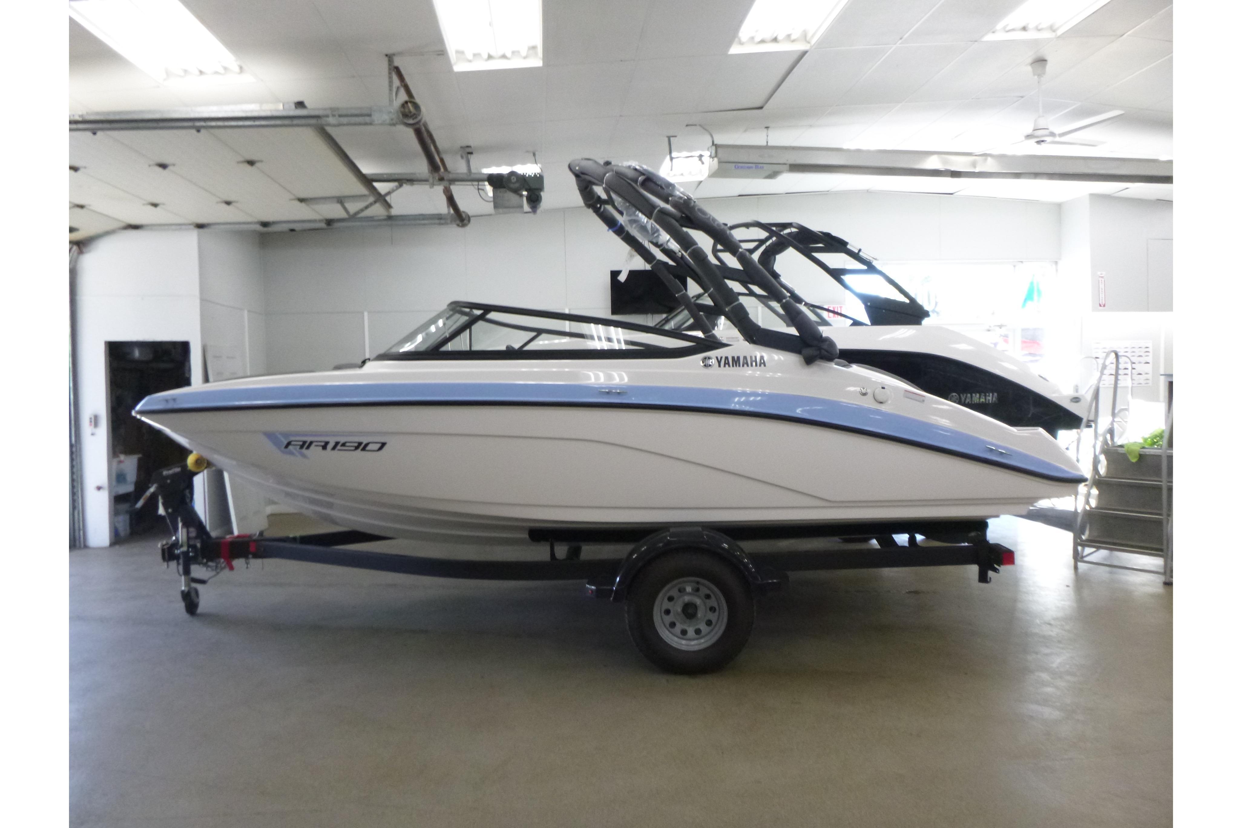2026 Yamaha Boats AR190 in lansing MI