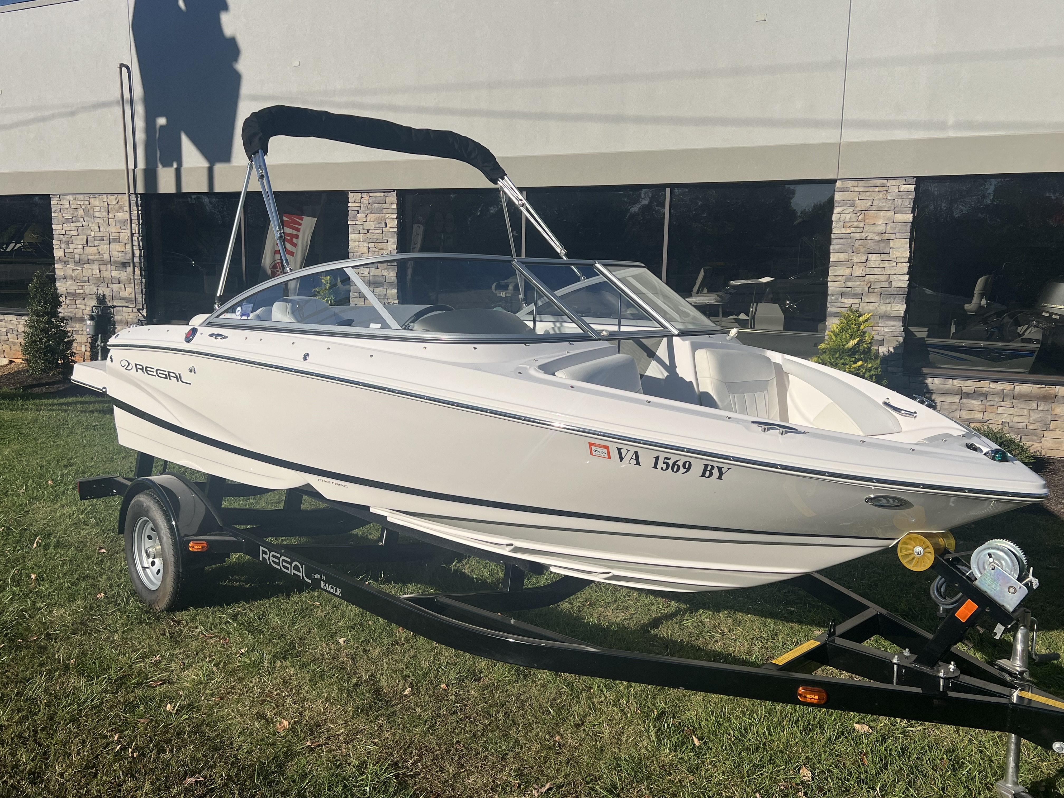 2014 Regal Bowrider 1900 in danville VA