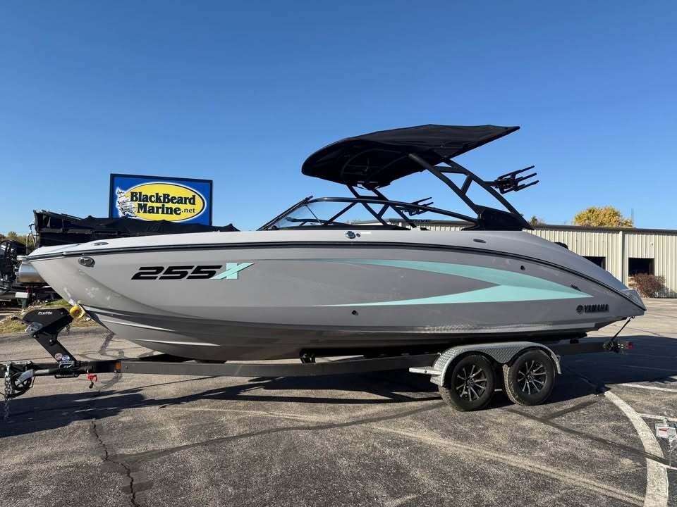 2026 Yamaha Boat 255XD in branson west MO